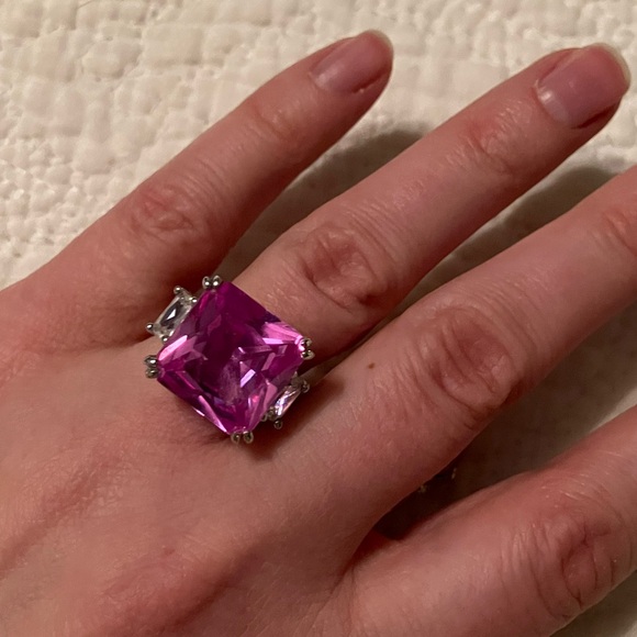 Set of Three Pink Cocktail Rings - Picture 2 of 7